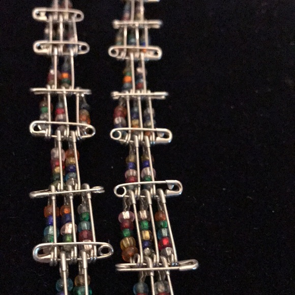 Vintage boho arts and crafts safety pin and bead necklace pair plus one bead - Picture 12 of 16